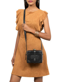 Hidesign - Small Boxy Black Sling & Cross Bags (S)