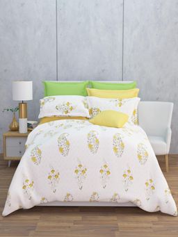 Home Affairs - Yellow 210 Tc Bedsheet with 2 Pillow Covers