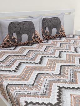 Home Affairs - Geometric 144 Tc Bedsheet with 2 Pillow Covers