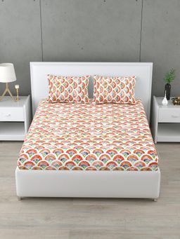 Home Affairs - Red 160 Tc Bedsheet with 2 Pillow Covers