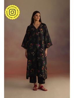 Roza - Black Zaira Floral Print Long Kurta with Pant (Set of 2)