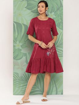 Yufta - Maroon Embroidered Round Neck Dress