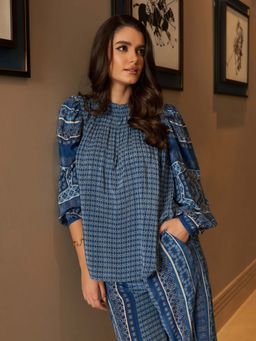 Style Island - Blue Denver Mulberry Top