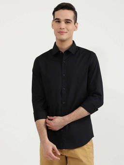 United Colors of Benetton - Black Slim Fit Spread Collar Solid Shirt