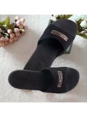 Black color option, Currently selected