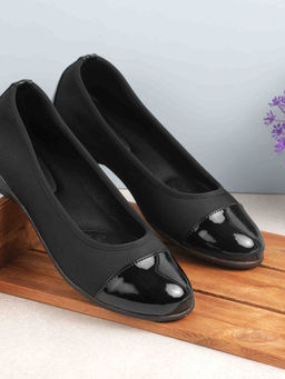 Mochi - Women Casual Black Ballerinas