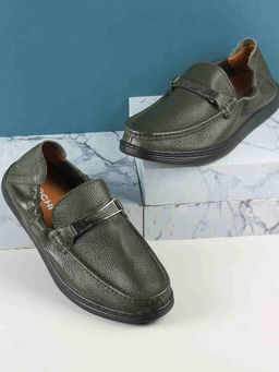 Mochi - Men Casual Green Loafers
