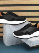 Black color option, Currently selected