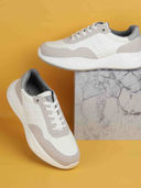 Off White color option