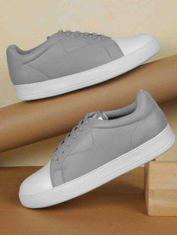 Metro - Men Casual Grey & White Sneakers