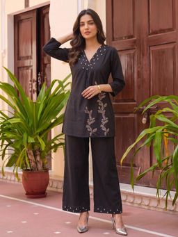 Rangita - Women Black Embroidered Co-Ord Set