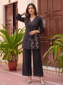Black color option, Sold out
