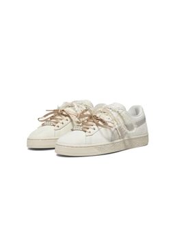 Puma - Suede Bloom Women White Sneakers