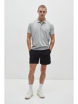 H&M - Men Black Regular Fit Tennis Shorts With Drymove