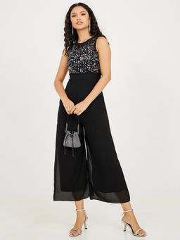 Miss Chase - Women'S Black Boat Neck Sleeveless Embellished Jumpsuit