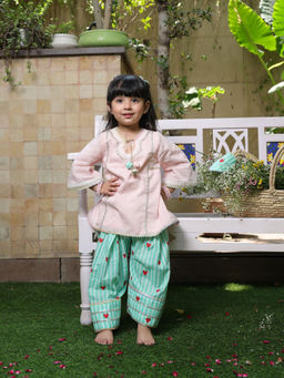 Fayon Kids - Pink Cotton Tie Up Neck Solid Kurta With Pant