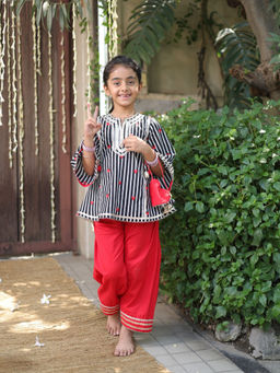 Fayon Kids - Black Cotton Round Neck Printed Kurta With Pant