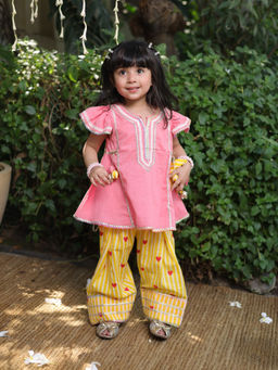 Fayon Kids - Pink Cotton Round Neck Solid Kurta With Pant