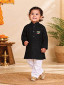 Black color option, Currently selected