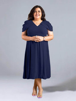 Jaey - Cowl Sleeve Dress