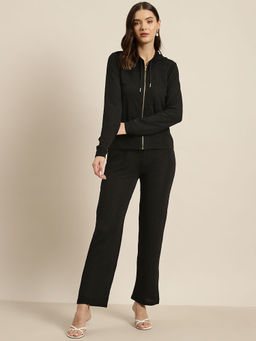 Qurvii - Black Full Sleeves With A Gold Zipper Co-Ord (Set of 2)