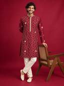 Maroon color option, Currently selected