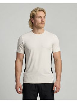 Musclemind - Men Off White Essential Performance Colour Block T-Shirt
