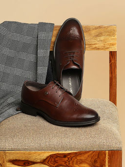 Monte Carlo - Men Brown Solid Lace Up Genuine Leather Brogue Shoes