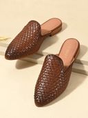 Brown color option, Currently selected