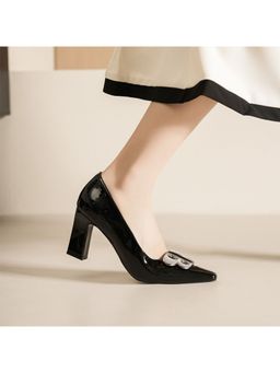OZZARO - Women Black Refined Mark Pump Heels