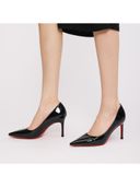 Black color option, Sold out, Currently selected