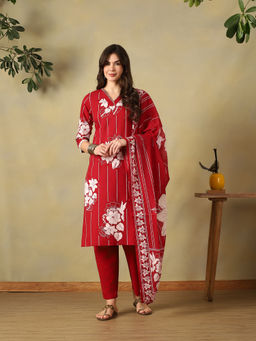 Mamicha - Maroon Arzo Straight Kurta with Pant & Dupatta