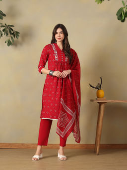 Mamicha - Red Inara Straight Kurta with Pant & Dupatta
