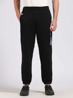 Calvin Klein - Men Black Regular Fit Solid Mid Rise Joggers