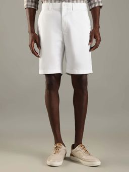 Tommy Hilfiger - Men White Slim Fit Solid Mid Rise Shorts