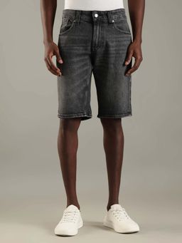 Tommy Hilfiger - Men Grey Slim Fit Solid Mid Rise Shorts