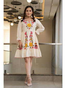 Autumnlane - Off White Floral Knee Length Dress