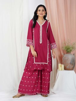 Zuri - Red Embroidered cotton straight kurta