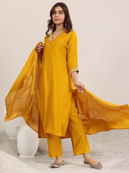 Gerua By Libas - Mustard Solid/Plain Kurta with Pant and Dupatta (Set of 3)