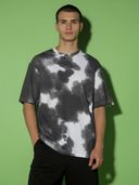 Black color option, Sold out, Currently selected