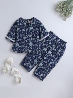 The Magic Wand - Three Fourth Sleeves Floral Kurta & Pyjama - Navy Blue (Set of 2)