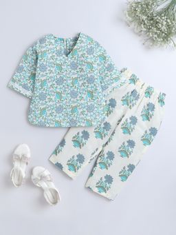 The Magic Wand - Floral Printed Cotton 3/4th Sleeves Kurta & Pyjama - Green (Set of 2)