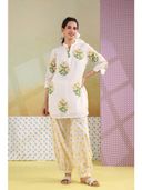Yellow color option, Sold out, Currently selected