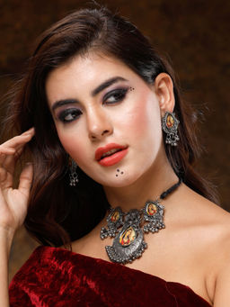 Moedbuille - Handcrafted Tribal Design Oxidised Silver Plated Picture Jewellery Set