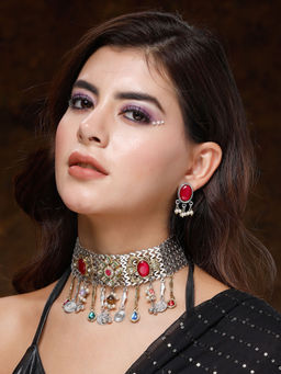 Moedbuille - Kundan & Stones Handcrafted Tribal Tasselled Silver Plated Jewellery Set