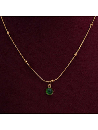Emerald Glow Pendant For Womens