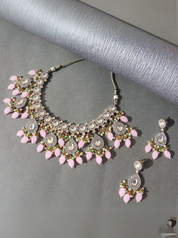 I Jewels - Traditional Kundan & Pearl Necklace Jewellery Set