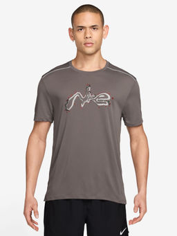 Nike - Sportswear Men's Miler T-Shirt