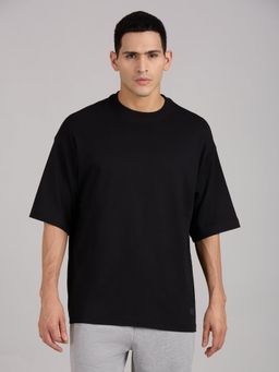 SKECHERS - Black Men Essential Label Boxt Black T-Shirt