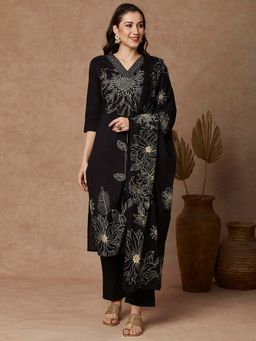 FASHOR - Black Floral Printed and Embroidered Kurta with Pant and Dupatta (Set of 3)